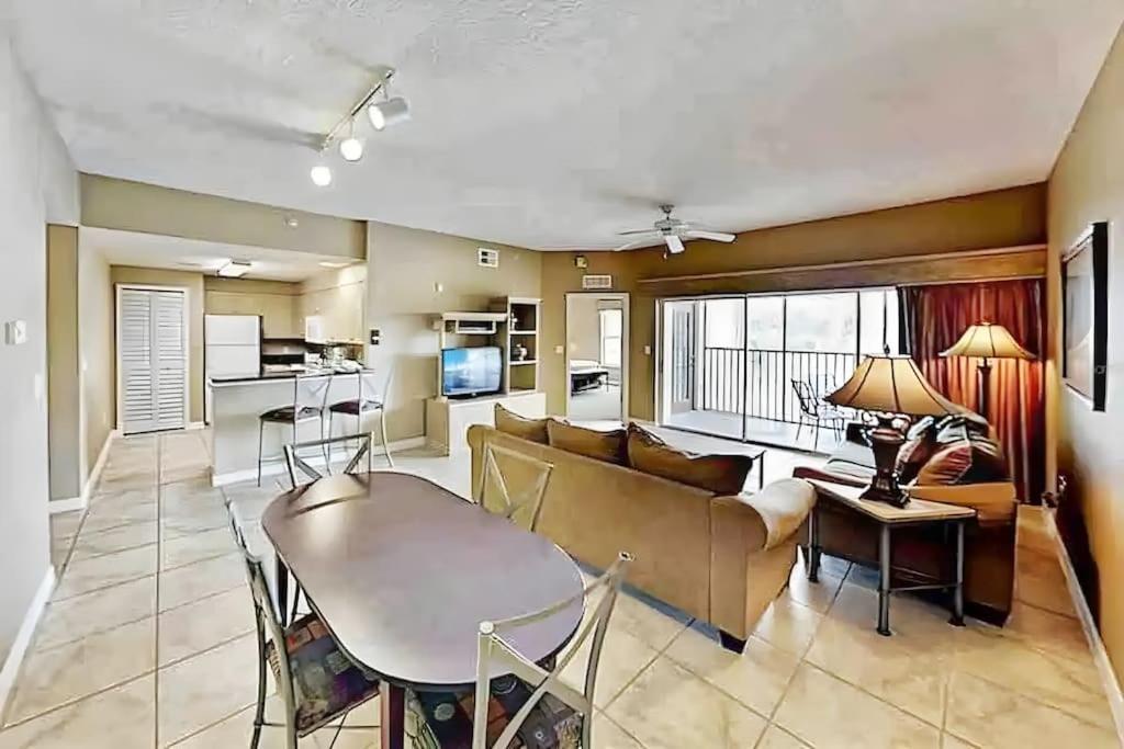 Entire Rental 3-Br Minutes From Disney X8 Hot Tub Apartment 2204 ออร์ลันโด ภายนอก รูปภาพ