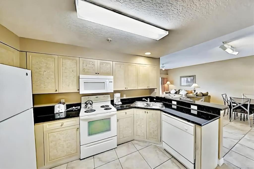 Entire Rental 3-Br Minutes From Disney X8 Hot Tub Apartment 2204 ออร์ลันโด ภายนอก รูปภาพ
